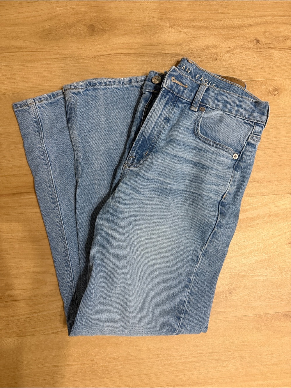 American Eagle Outfitters Light Blue Straight Leg Women's Jeans Strigid Stretch
